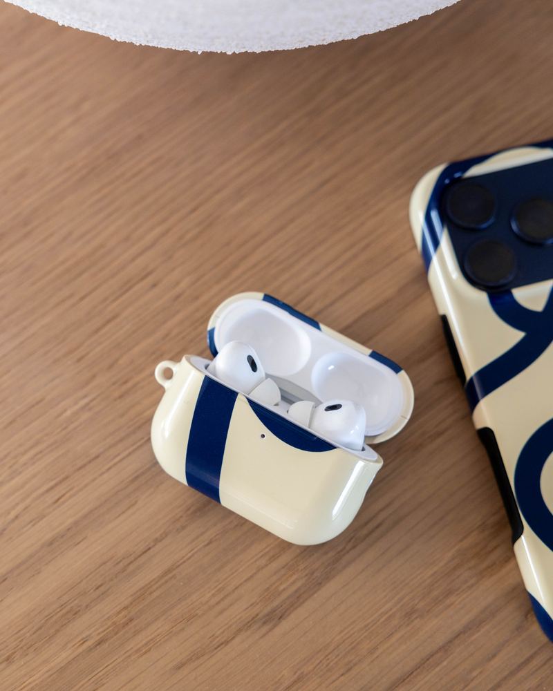 AirPods-deksel som matcher et mobildeksel